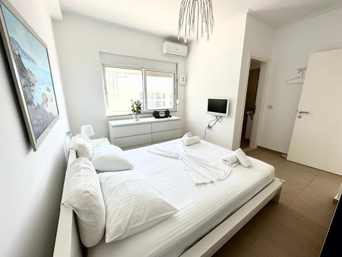 K&t Seaside Deluxe Twobedroom Апартаменти Саранда